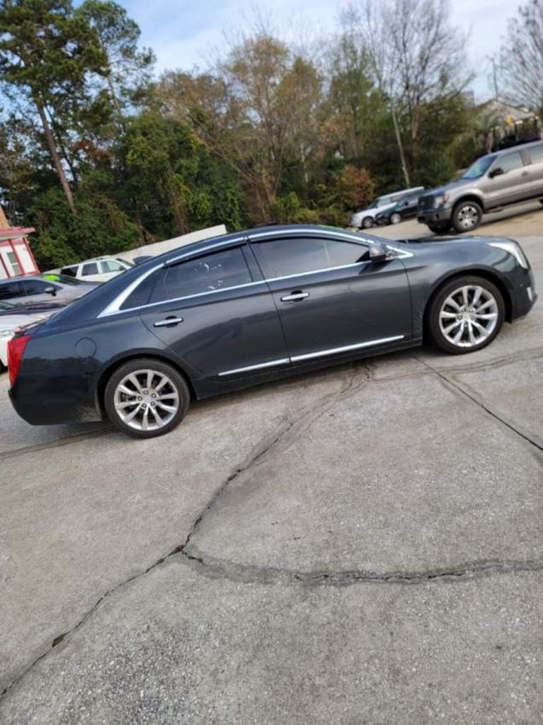 2016 Cadillac XTS Luxury Collection's photo